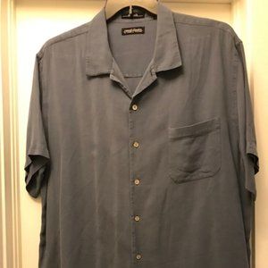Casual short sleeve button down